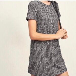 Abercrombie & Fitch grey marbled short sleeve dress
